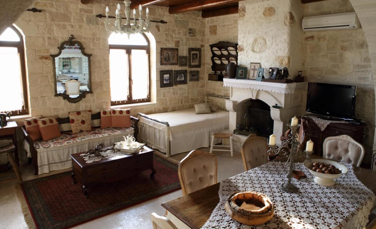Villa Athina - Irene Country House Ierápetra Eksteriør billede