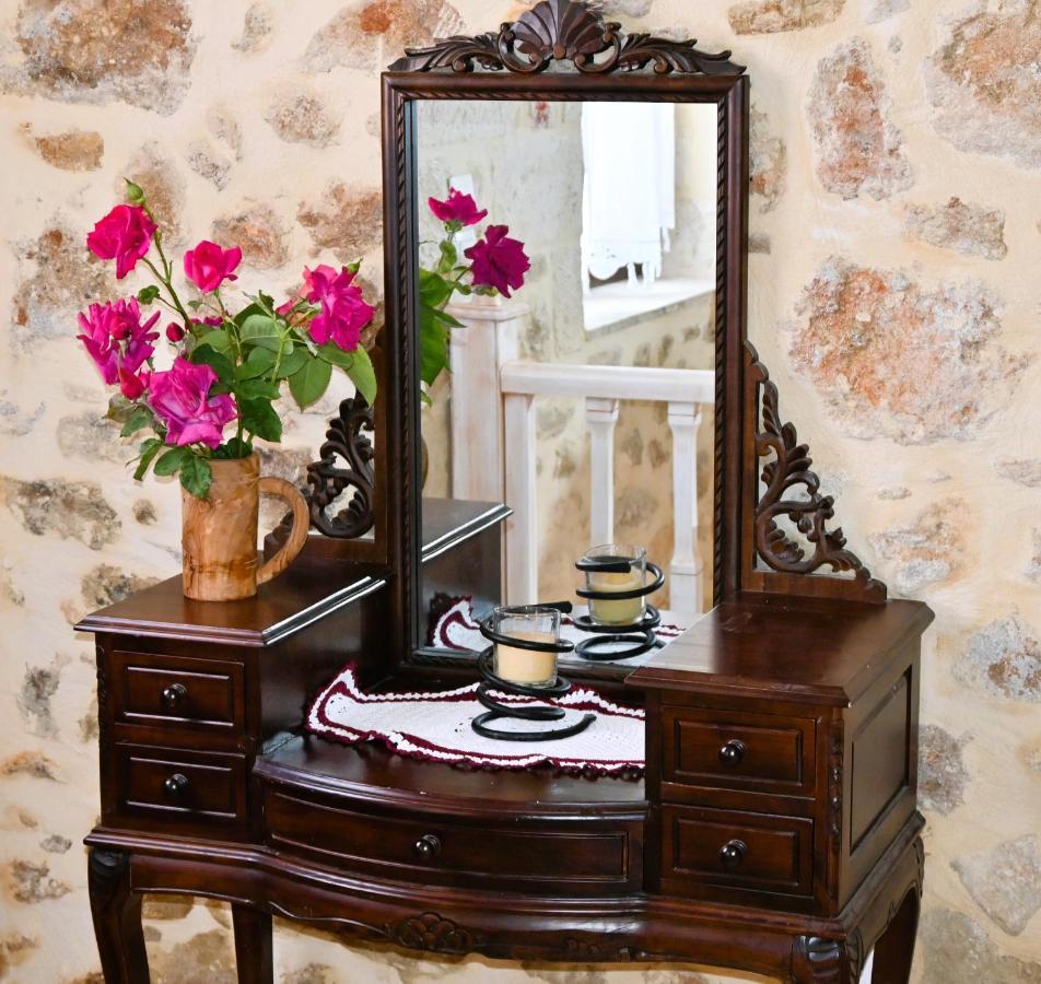 Villa Athina - Irene Country House Ierápetra Eksteriør billede