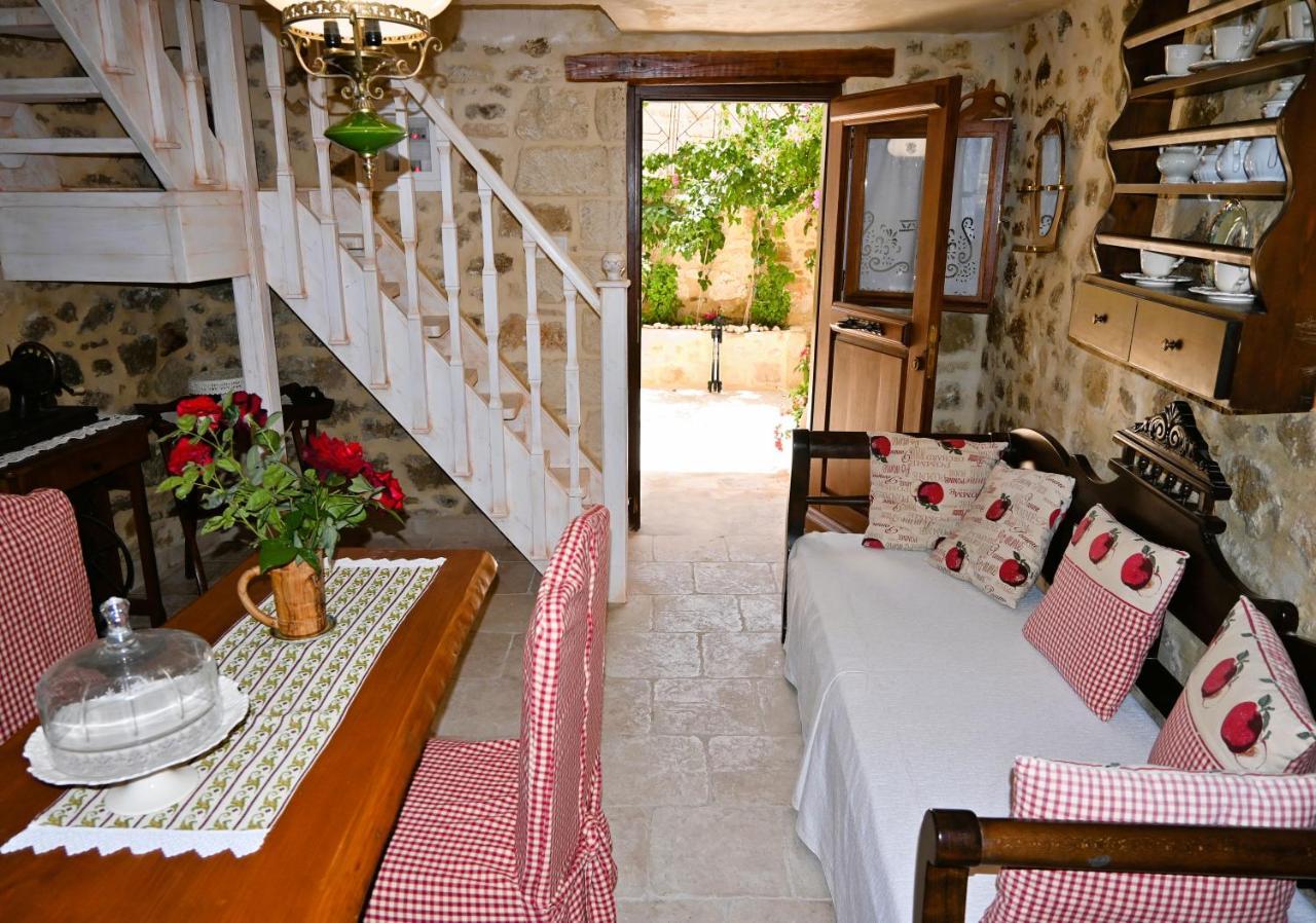 Villa Athina - Irene Country House Ierápetra Eksteriør billede