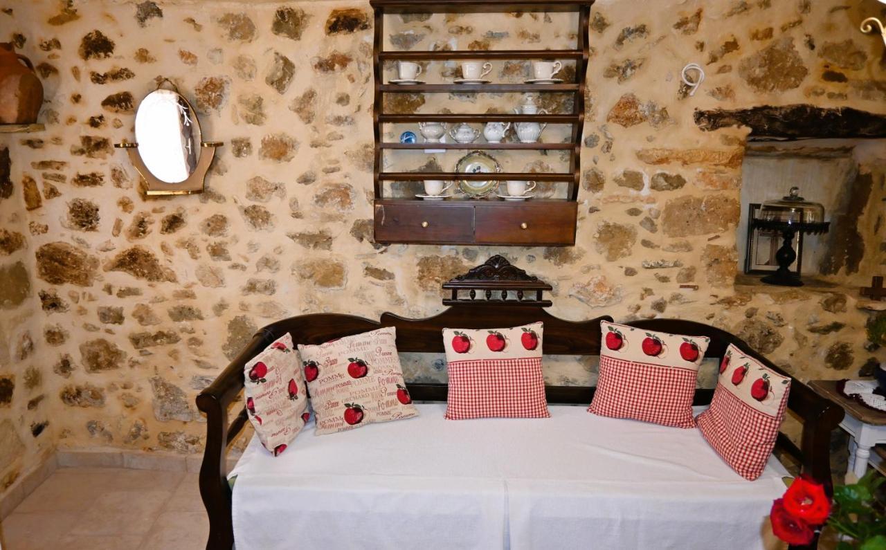 Villa Athina - Irene Country House Ierápetra Eksteriør billede