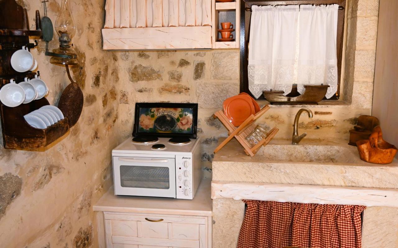 Villa Athina - Irene Country House Ierápetra Eksteriør billede