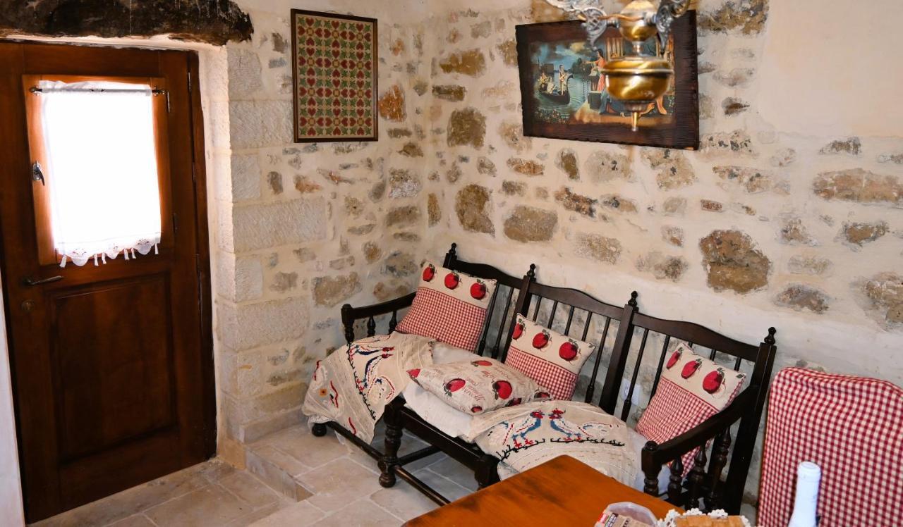 Villa Athina - Irene Country House Ierápetra Eksteriør billede